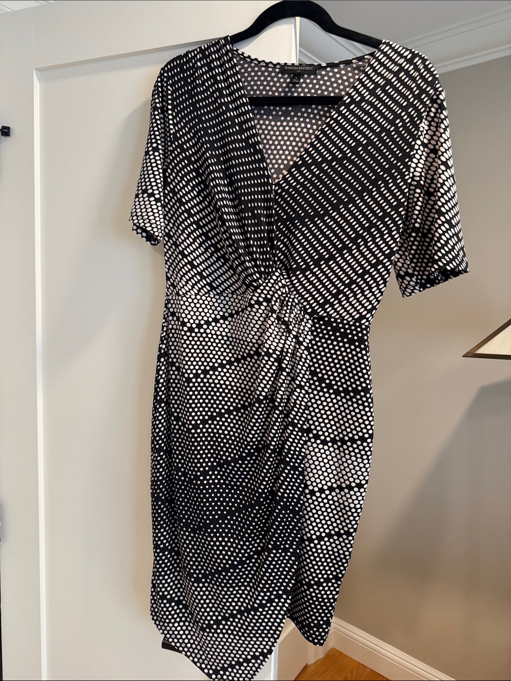 Banana Republic size Small Black and White Polka Dot Midi Dress